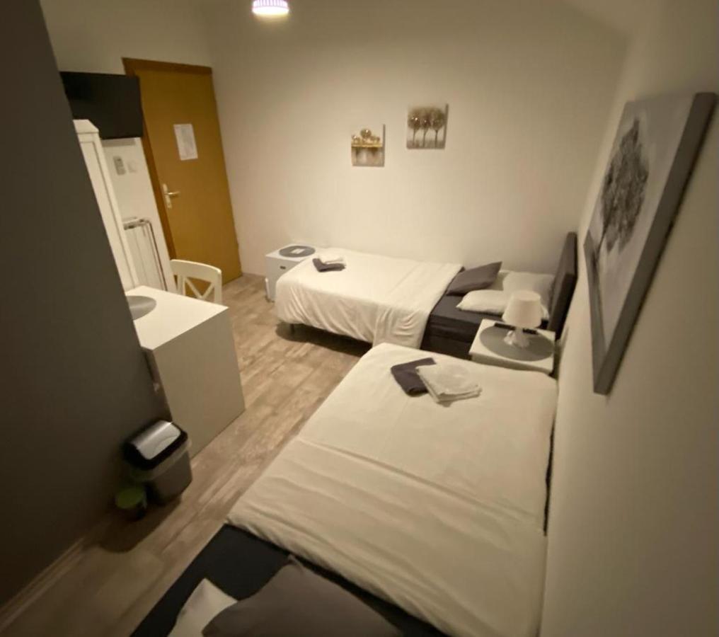 Guest House Lucija Buzin Exteriér fotografie