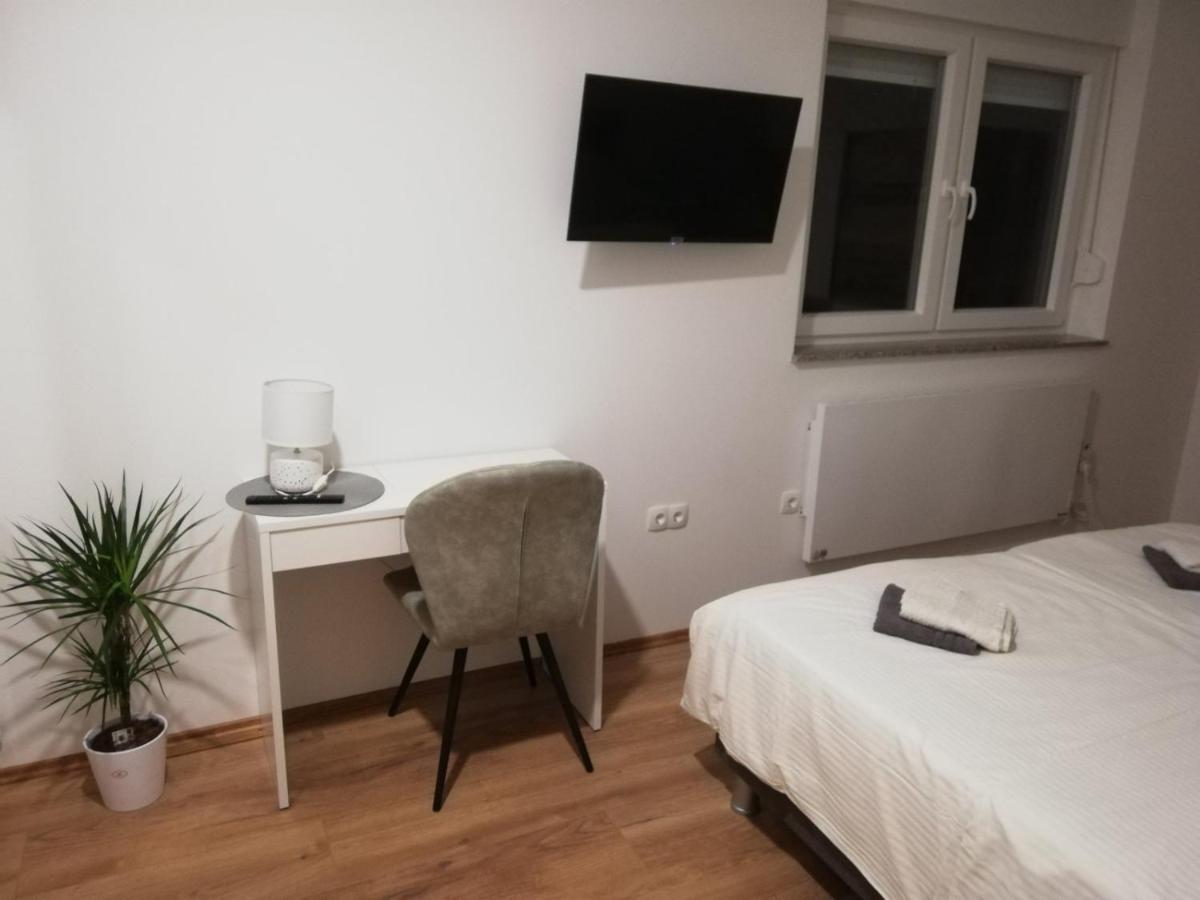Guest House Lucija Buzin Exteriér fotografie